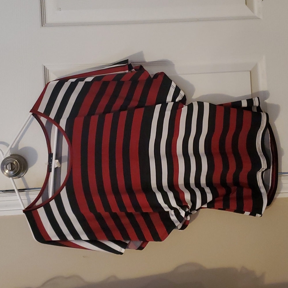 Like new, striped top